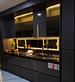 Clip 3